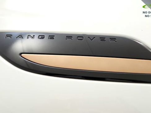 Used 2022 Land Rover Range Rover Velar R-Dynamic S AWD/4WD image 33