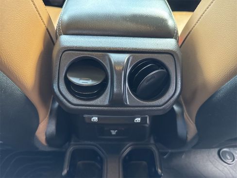 Used 2021 Jeep Gladiator Rubicon image 34