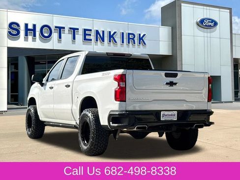 Used 2021 Chevrolet Silverado 1500 LT Trail Boss w/ LT Trail Boss Premium Package AWD/4WD image 7