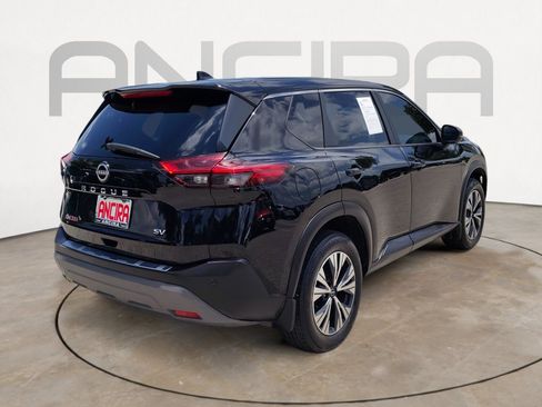 Used 2023 Nissan Rogue SV FWD image 11