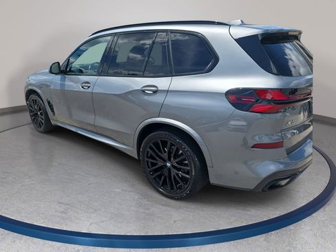 Used 2024 BMW X5 xDrive40i w/ M Sport Package AWD/4WD image 7