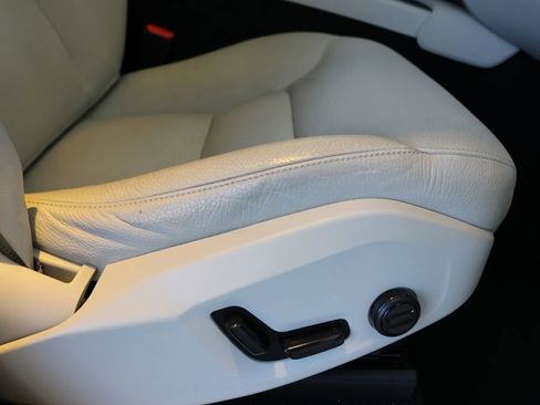 Used 2021 Volvo XC90 T6 Momentum image 38