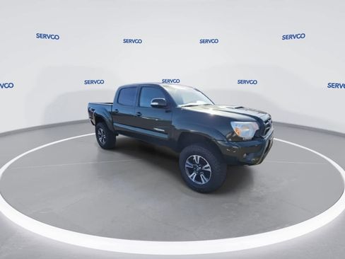 Used 2012 Toyota Tacoma PreRunner image 2