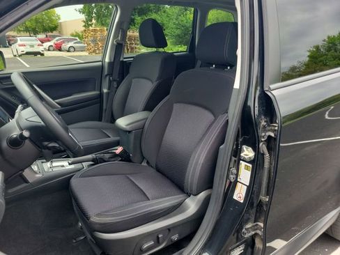 Used 2018 Subaru Forester 2.5i Premium AWD/4WD image 19