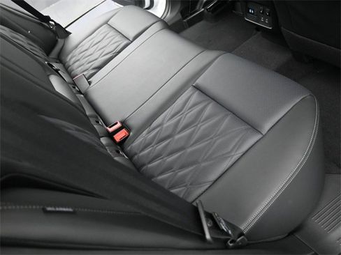 New 2025 Nissan Rogue Platinum w/ Platinum Premium Package image 32