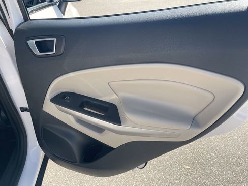 Used 2020 Ford EcoSport Titanium FWD image 34