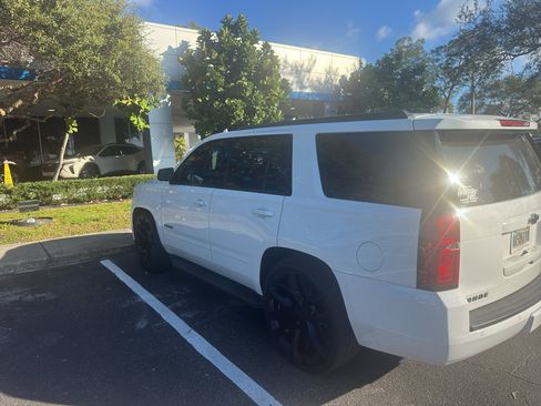 Used 2019 Chevrolet Tahoe Premier w/ RST Edition image 6
