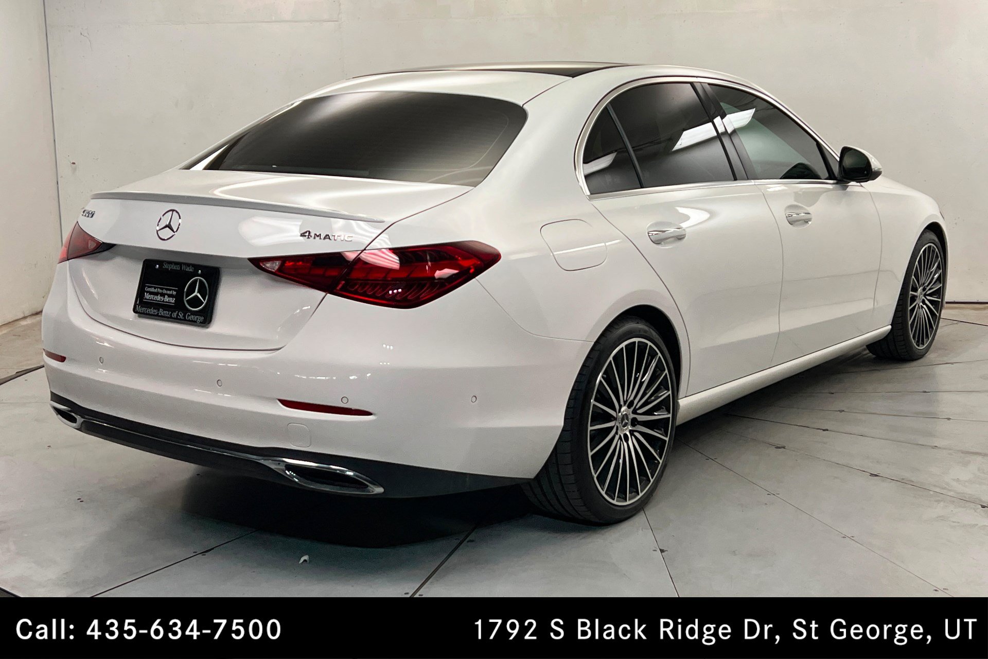 Certified 2026 Mercedes-Benz C 300 4MATIC Sedan image 5