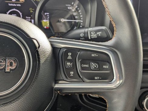 Used 2024 Jeep Wrangler Unlimited Sahara AWD/4WD image 26