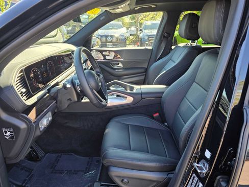 Used 2026 Mercedes-Benz GLS 450 4MATIC image 25