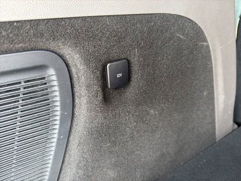 Used 2022 Lincoln Corsair AWD w/ Premium Package image 13