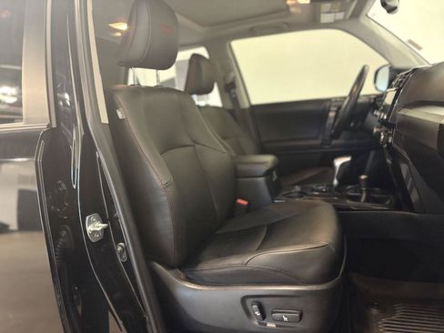 Used 2024 Toyota 4Runner TRD Off-Road Premium w/ Moonroof Package AWD/4WD image 48