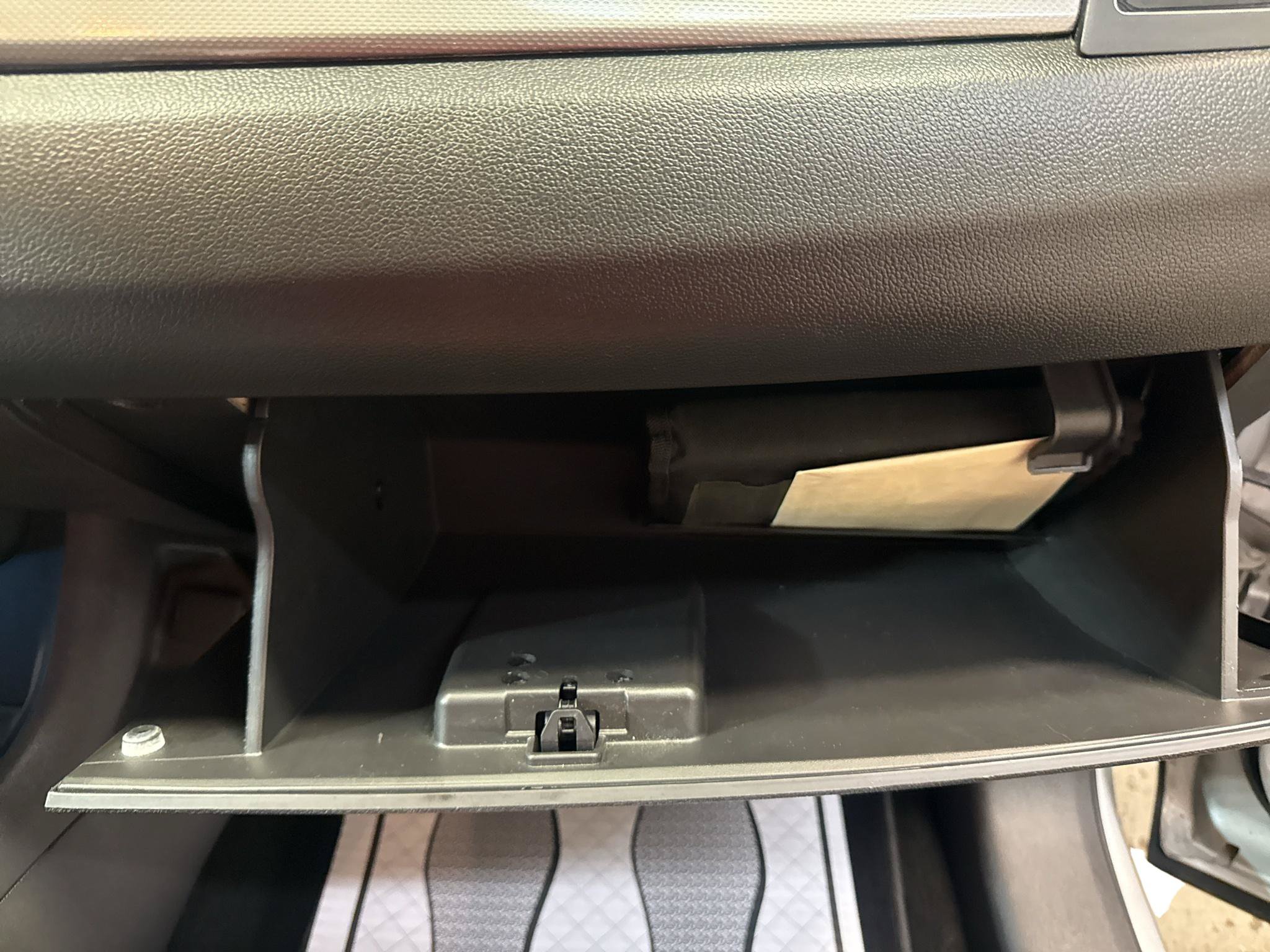 Used 2014 Ford Edge SEL w/ Equipment Group 204A FWD image 17