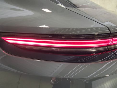 Certified 2025 Porsche Panamera 4 AWD/4WD image 14