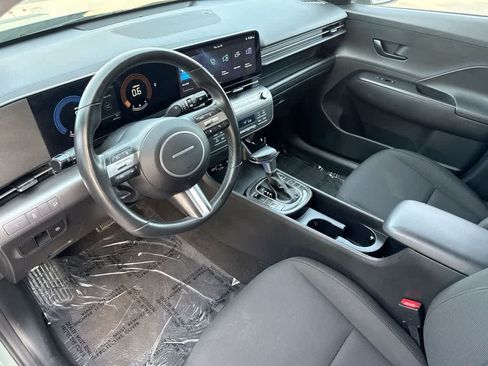 Used 2024 Hyundai Kona SEL AWD/4WD image 12