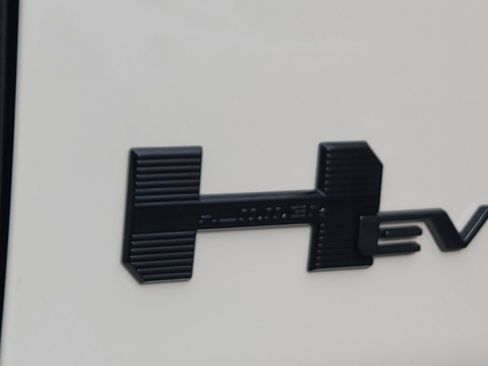 New 2026 GMC Hummer EV SUV image 11