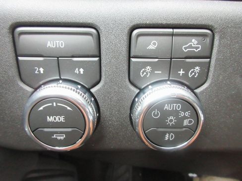 New 2026 GMC Sierra 1500 SLT w/ SLT Premium Plus Package image 19