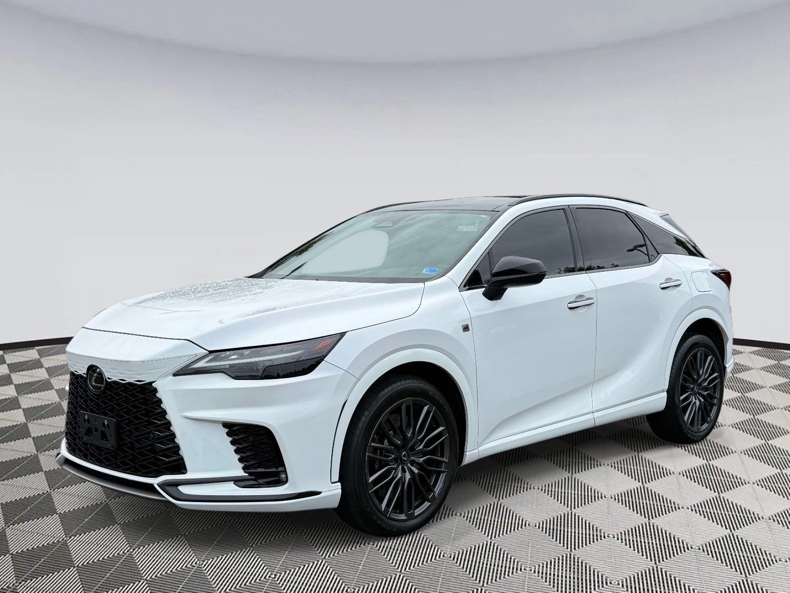 Used 2024 Lexus RX 500h F Sport w/ Cold Area Package AWD/4WD image 5