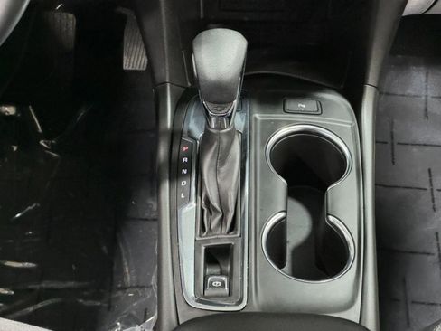 Used 2023 Chevrolet Equinox LT w/ Driver Convenience Package image 15