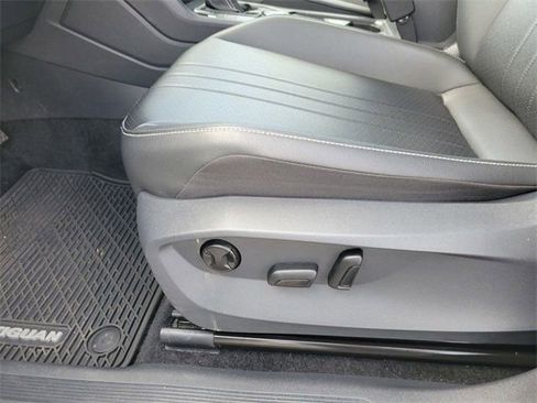 Used 2024 Volkswagen Tiguan Wolfsburg Edition image 15