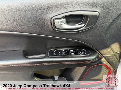 Used 2020 Jeep Compass Trailhawk AWD/4WD image 9