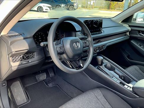 New 2025 Honda Accord LX image 8
