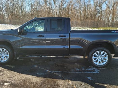 Used 2023 Chevrolet Silverado 1500 Custom image 7