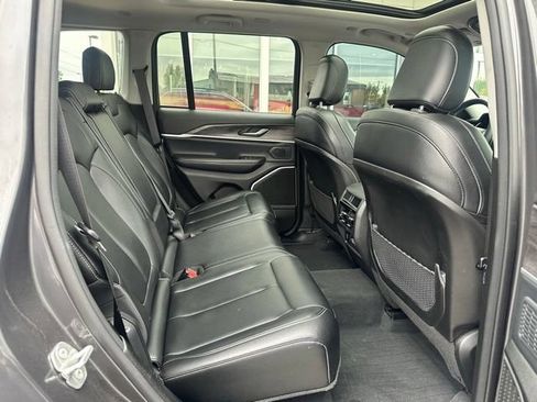 Used 2024 Jeep Grand Cherokee Limited 4xe AWD/4WD image 15