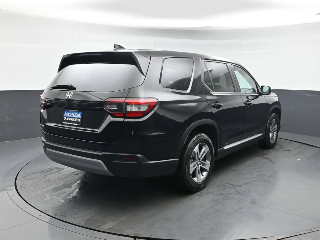 Used 2024 Honda Pilot EX-L image 6