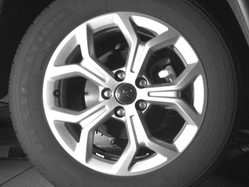 Used 2025 Jeep Compass Latitude image 15