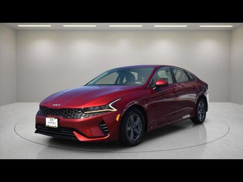 Used 2023 Kia K5 LXS FWD image 4