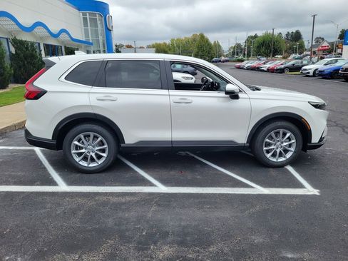 New 2026 Honda CR-V EX image 2