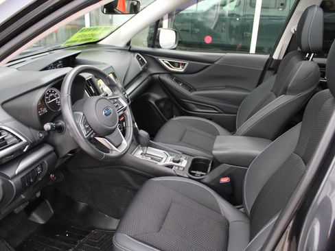 Used 2019 Subaru Forester Premium image 30