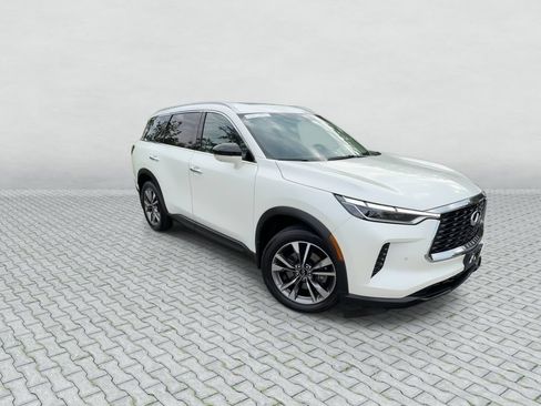 Certified 2023 INFINITI QX60 Luxe w/ Cargo Package AWD/4WD image 2