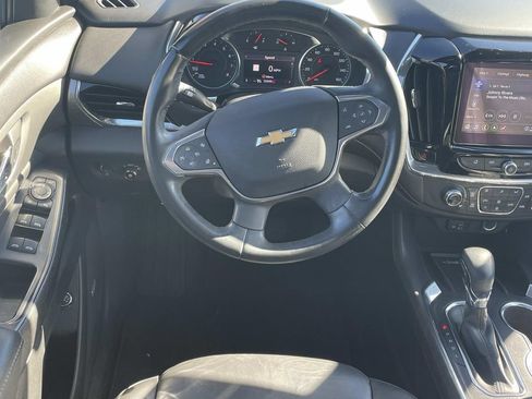 Used 2023 Chevrolet Traverse LT w/ LT Premium Package image 15