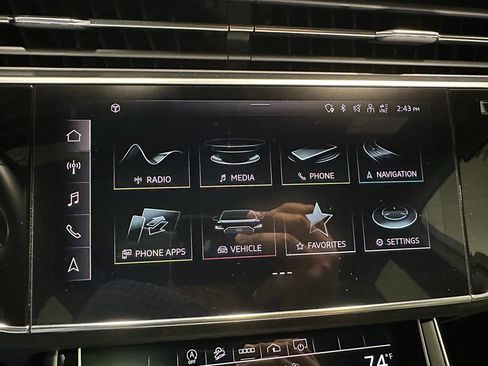 Used 2021 Audi Q7 3.0T Premium Plus w/ Executive Package image 45