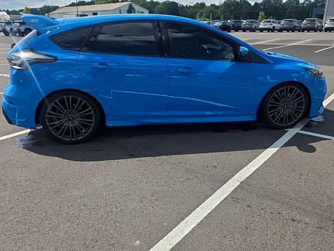 Used 2016 Ford Focus RS AWD/4WD image 4