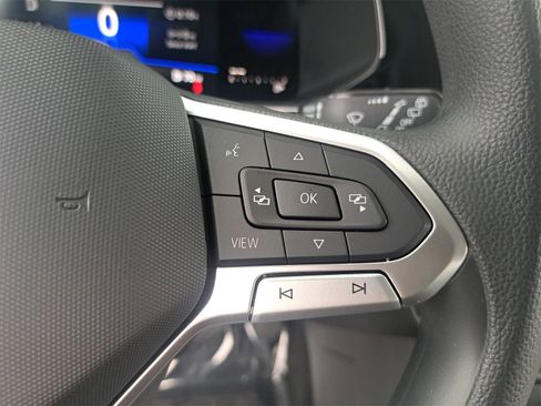 Used 2022 Volkswagen Taos S image 18