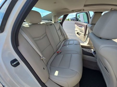 Used 2015 Cadillac XTS Luxury w/ Driver Awareness Package FWD image 29