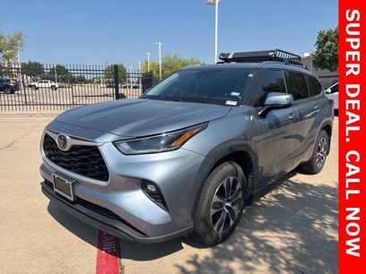 Used 2021 Toyota Highlander XLE