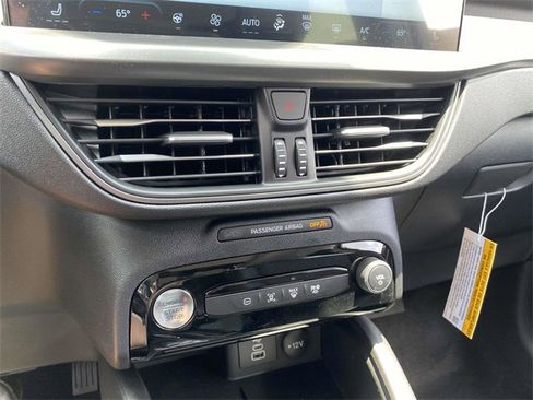 New 2025 Ford Escape SE image 13