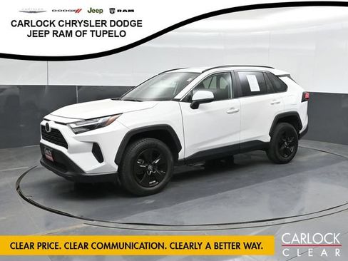 Used 2024 Toyota RAV4 XLE FWD image 1