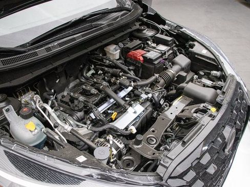 New 2025 Nissan Kicks Play S image 30