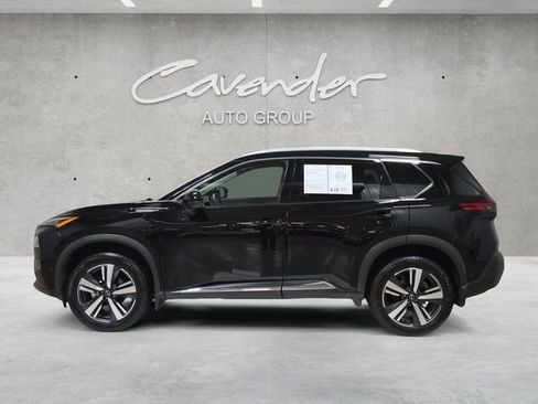 Used 2023 Nissan Rogue SL w/ SL Premium Package image 13