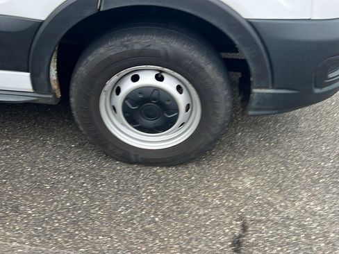 Used 2021 Ford Transit 350 XL image 7