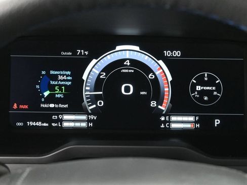 Used 2025 Toyota Tundra Platinum AWD/4WD image 10