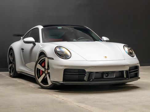 Certified 2026 Porsche 911 Carrera S RWD image 9