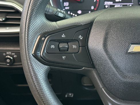 Used 2023 Chevrolet TrailBlazer LT FWD image 30