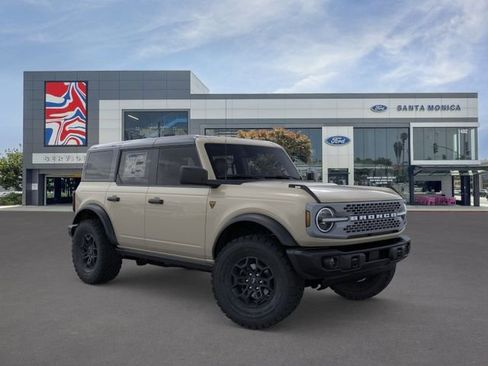 New 2026 Ford Bronco Badlands AWD/4WD image 7