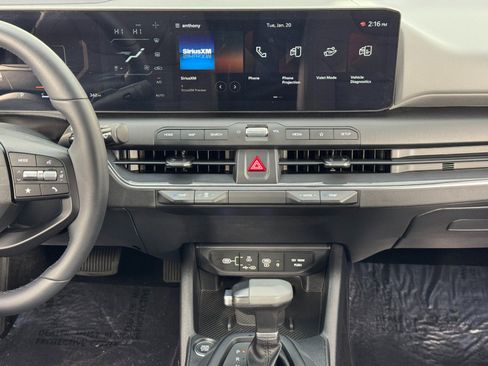 Used 2025 Kia K4 EX image 21